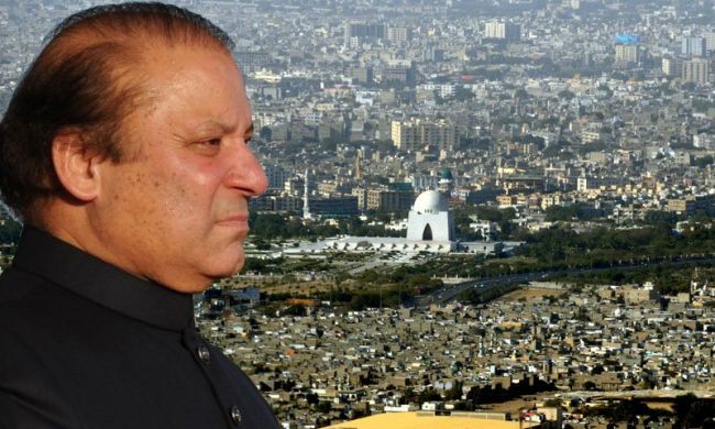Read more about the article PM Nawaz arrives in Karachi, likely to address Rangers issue
