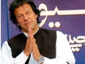 Read more about the article Khan urges supporters to vote for change