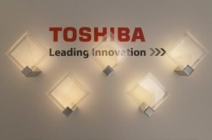 Read more about the article Toshiba to split business into three