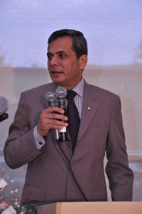 Read more about the article Zakaria hails British-Pakistanis for setting up water purification plants in Pakistan