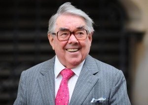 Read more about the article Ronnie Corbett, best known for The Two Ronnies, dies at 85