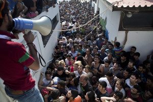 Read more about the article Greece begins moving migrants to new ‘closed’ camp