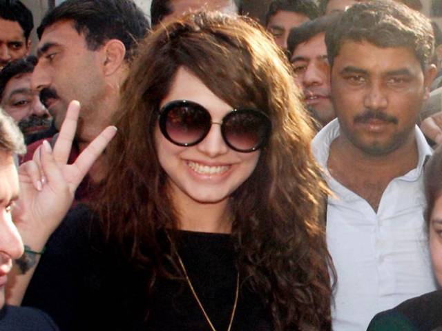 Read more about the article Ayyan Ali loses recovered half million dollars, fined $506800 by customs court