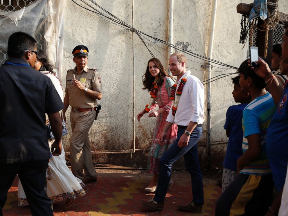 Read more about the article The ‘Royal Couple’ Prince William and Kate begin India tour