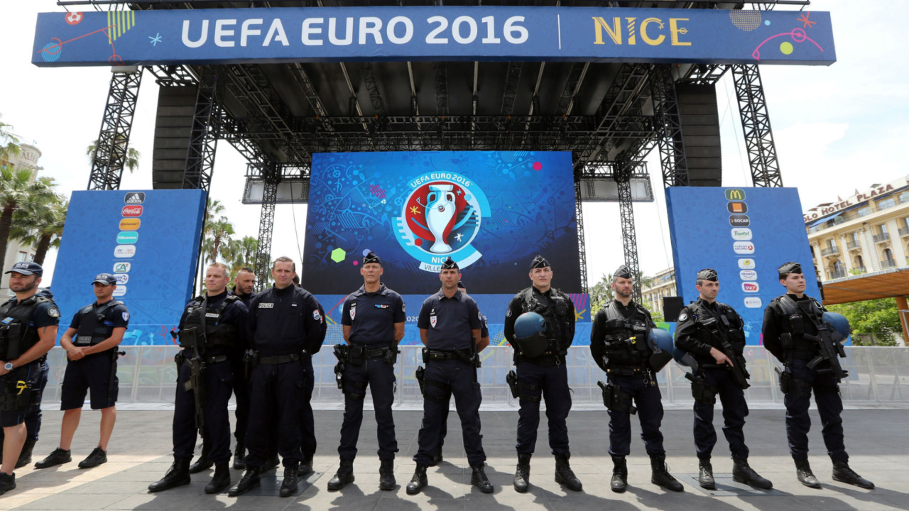 Read more about the article Euro 2016 kicks off amid tight security