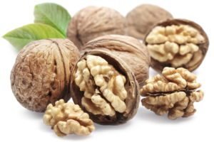 Read more about the article Eat walnuts to keep colon cancer at bay