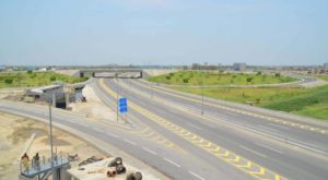 Read more about the article PM Nawaz performs groundbreaking of Lahore-Sialkot motorway