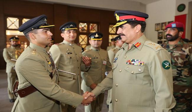 Read more about the article ‘Pakistan army always leads from the front’: COAS on visit to Kakul Academy