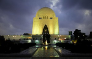 Read more about the article Quaid’s mausoleum to get new 24k gold chandelier