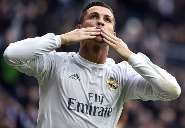 Read more about the article “You’re true heroes,” Ronaldo to Syrian kids