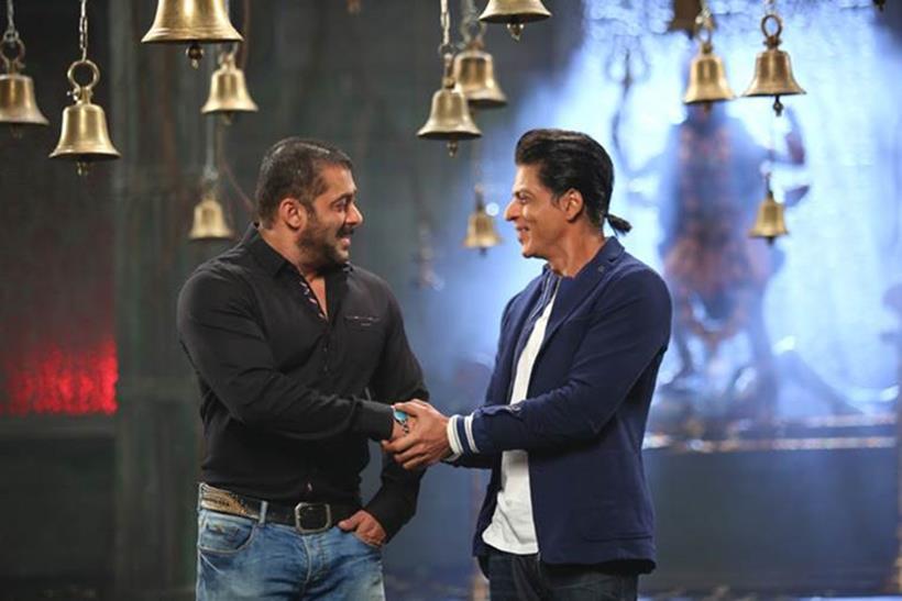 Read more about the article No hard feelings: Shah Rukh Khan says Salman Khan is like brother to him