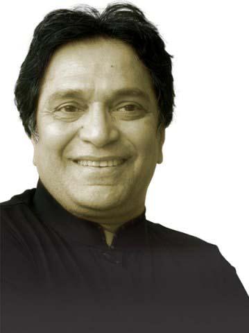 Moin Akhtar Picture 4 ojfrg
