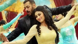 Read more about the article B-town Sallu to launch Naagin leading-light Moni Roy next!