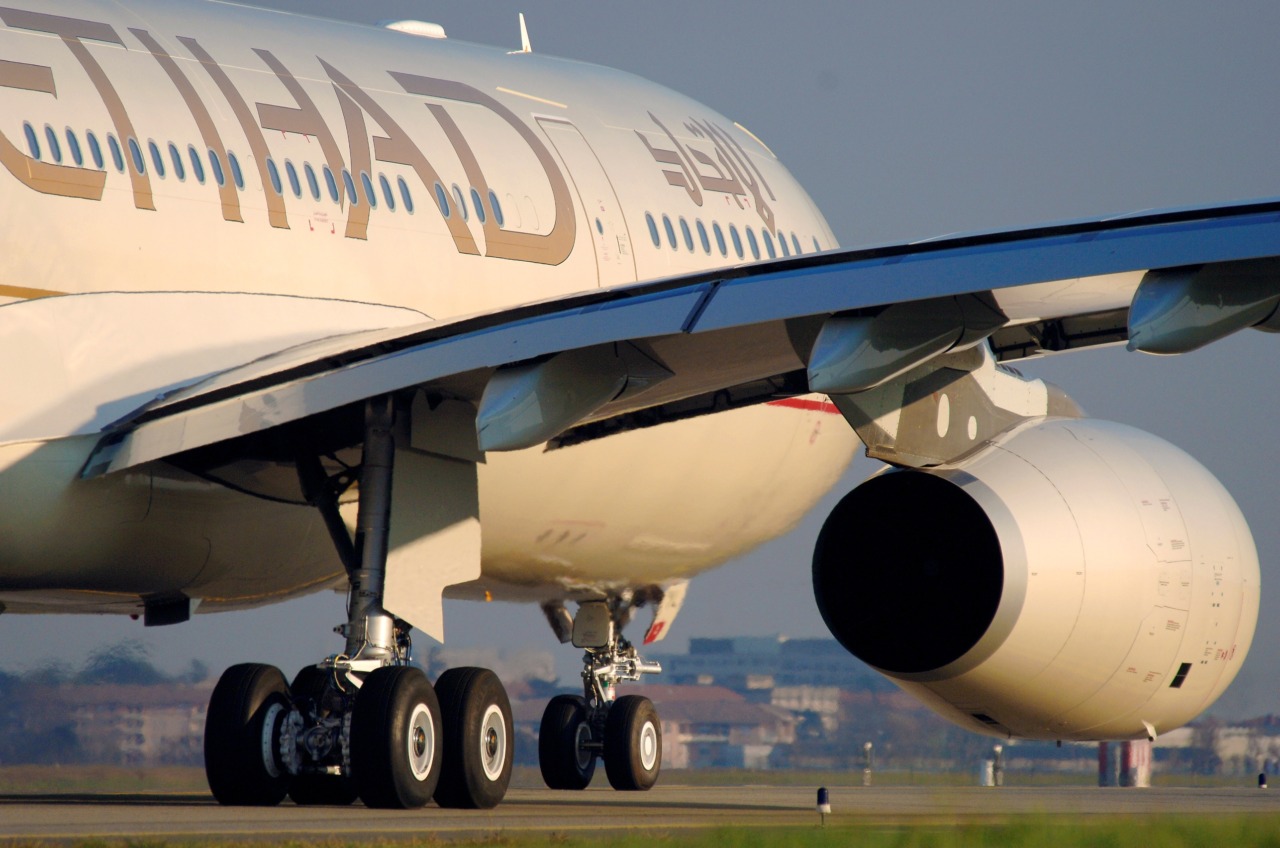 You are currently viewing Etihad Airways to resume flights from Pakistan to Abu Dhabi on July 16