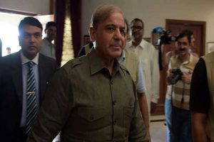 Read more about the article LHC issues notices to NAB on Shehbaz Sharif bail pleas
