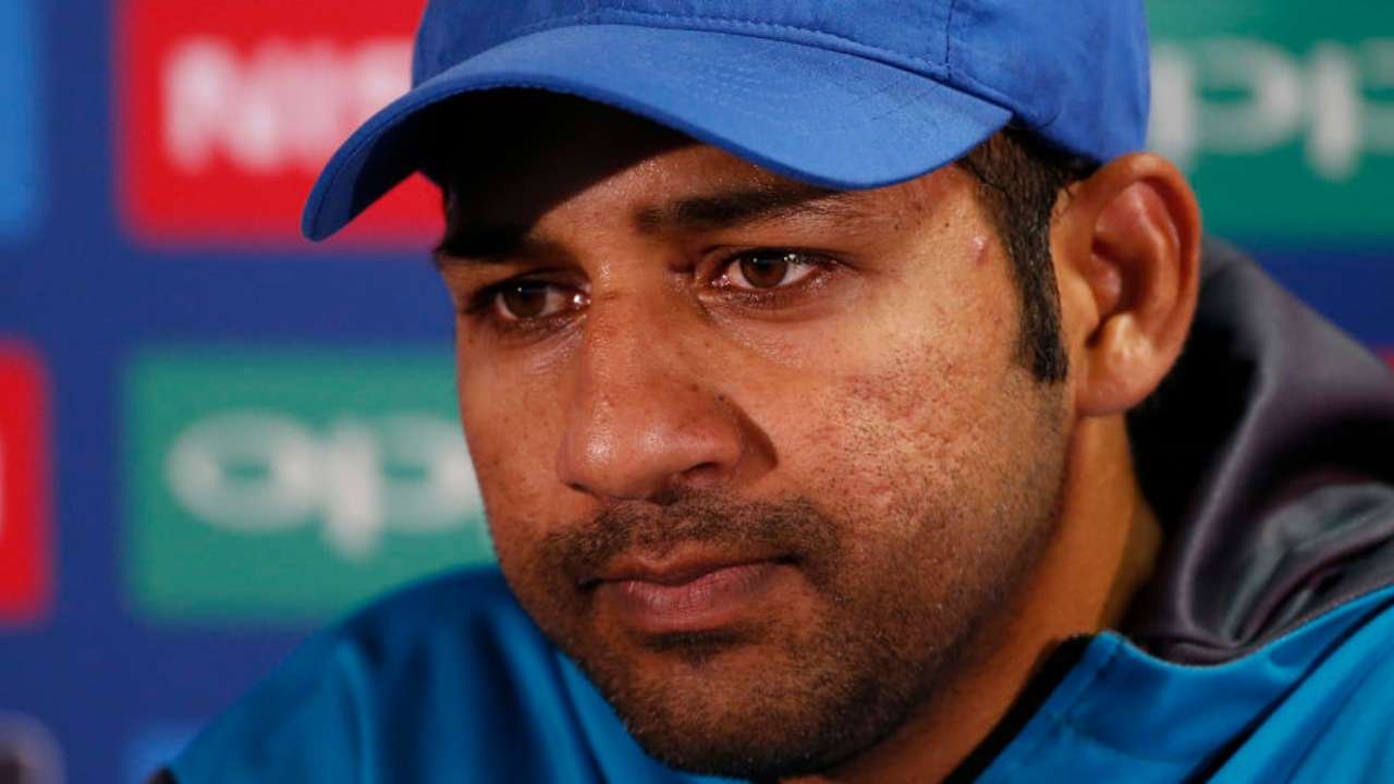 You are currently viewing Cricket: Sarfraz  removed as Skipper from all formats