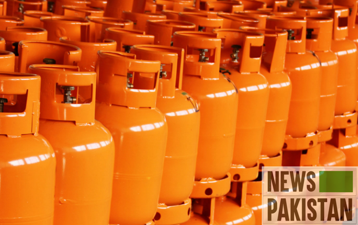 Lpg Price Up By Rs65 93 Per 11 8 Kg Cylinder News Pakistan Tv