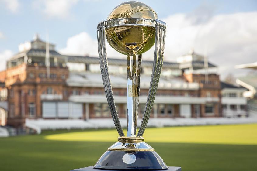 Read more about the article World Cup Trophy displayed at NBP