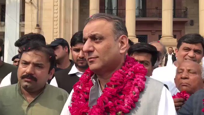 Read more about the article PTI Aleem Khan released on bail from Kot Lakhpat