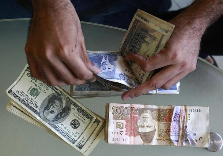 Read more about the article Business community demand aggressive crack down against dollar mafia