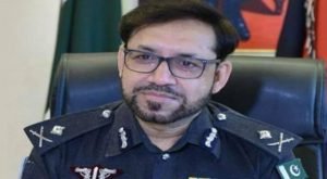 Read more about the article “I am not going anywhere!” IGP Sindh Dr. Kaleem Imam