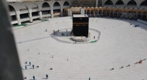 Read more about the article Coronavirus: Kaaba being sterilized