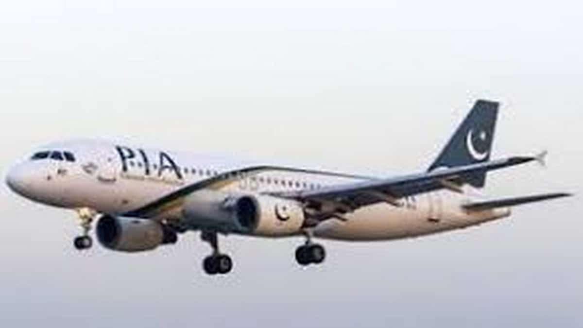 You are currently viewing PIA passenger plane crashes near Karachi Airport due to technical fault