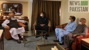 Read more about the article Bilawal Bhutto Zardari meets Maulana-Fazl-ur-Rehman