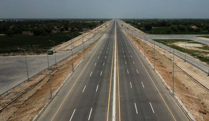 Read more about the article Sukkur-Hyderabad motorway to bring socio-economic revolution in Interior Sindh: Asim Bajwa