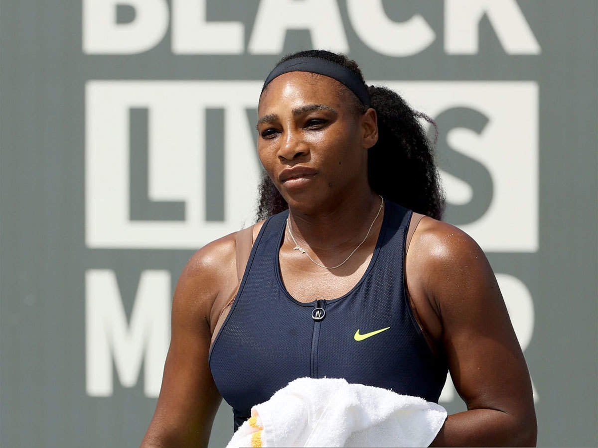 Read more about the article Serena falls to 116th-ranked Rogers at US Open tuneup