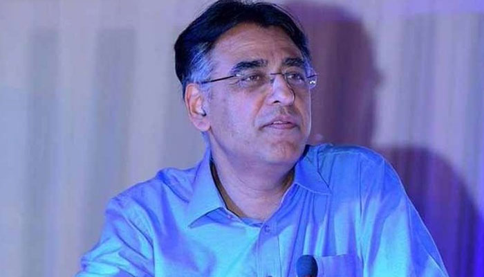 Read more about the article Government to continue smart lockdown policy during second wave of COVID-19: Asad Umar