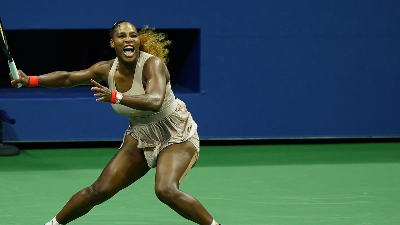Read more about the article Serena back in spotlight, Murray marches on