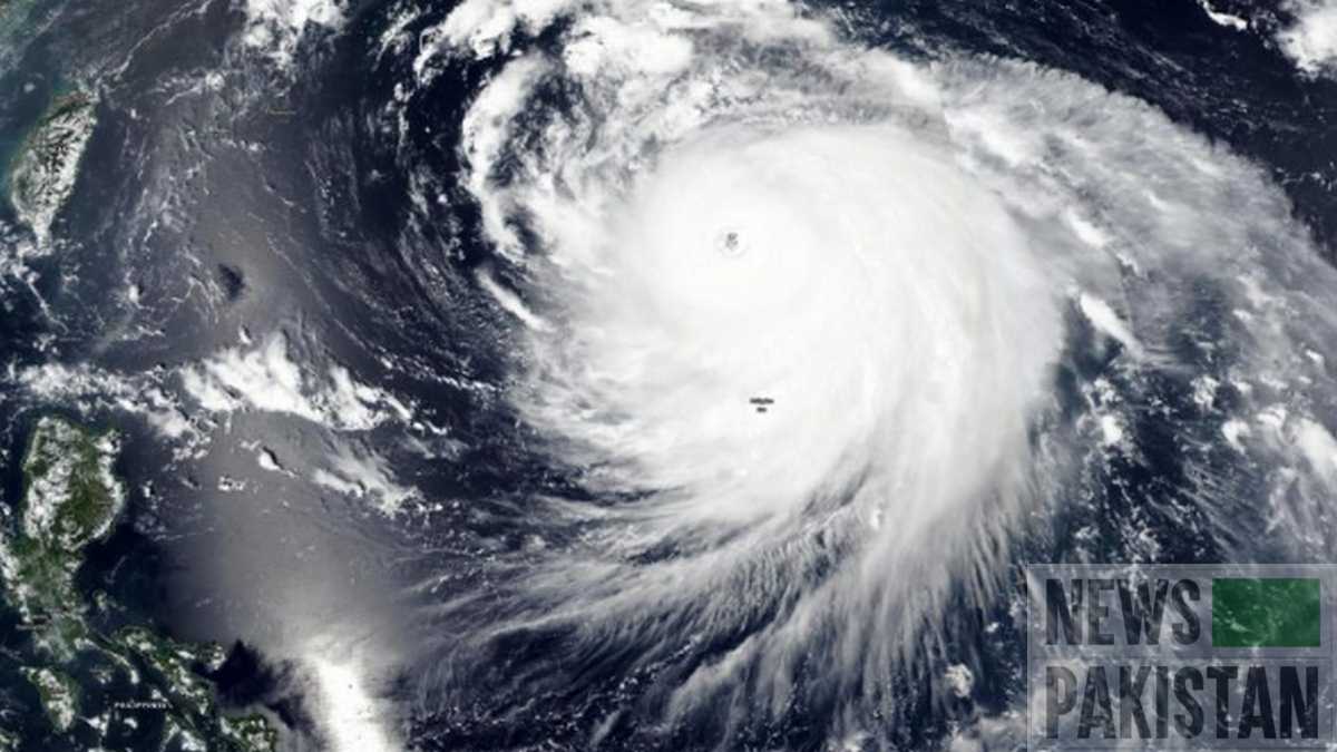 Read more about the article Seven dead as Typhoon Goni batters Philippines