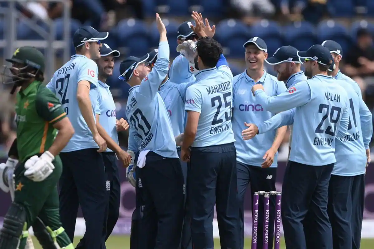 Read more about the article Cricket: England wins 3-match series by beating Pakistan in 2nd ODI