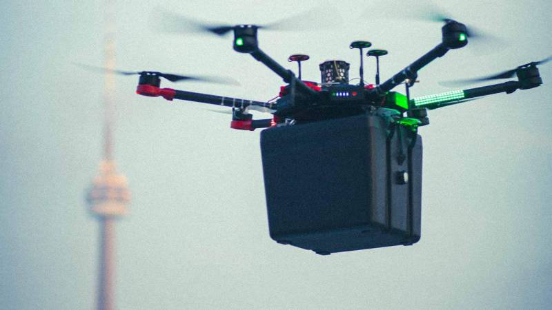 Read more about the article Canada hospitals use drones to carry lungs for transplant