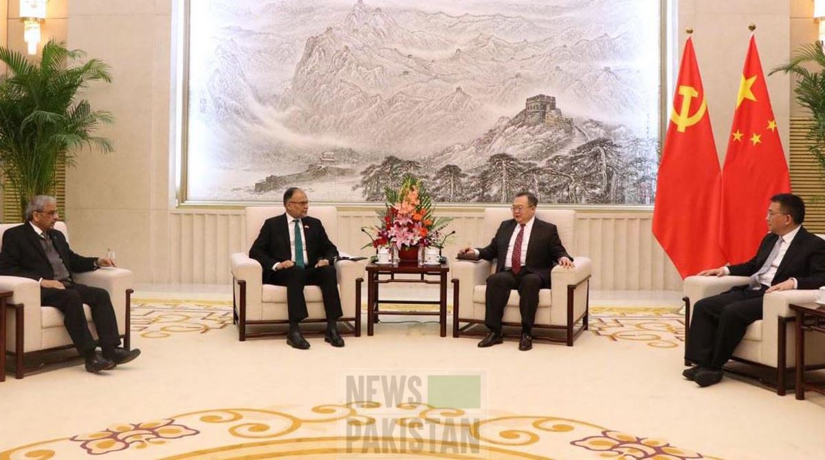 Read more about the article Ahsan Iqbal on Sino Pak Ties