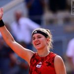 Swiatek puts French Open title on line against Muchova