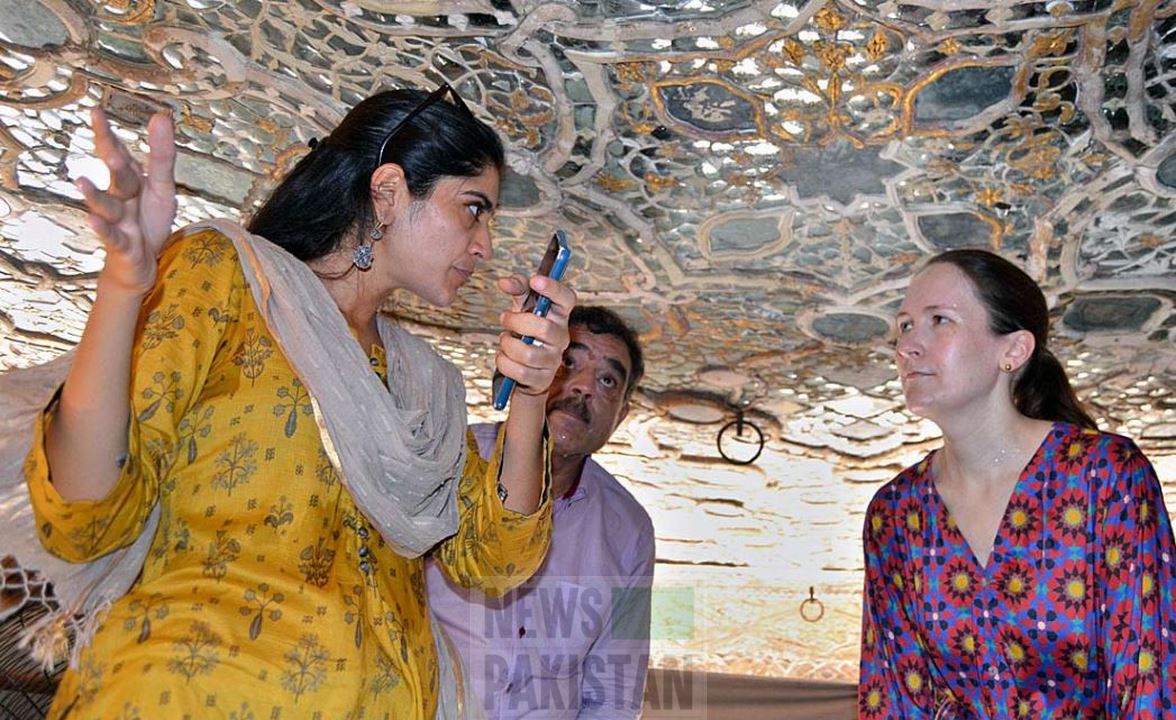 Read more about the article US CG Kristin Hawkins visits Lahore Fort