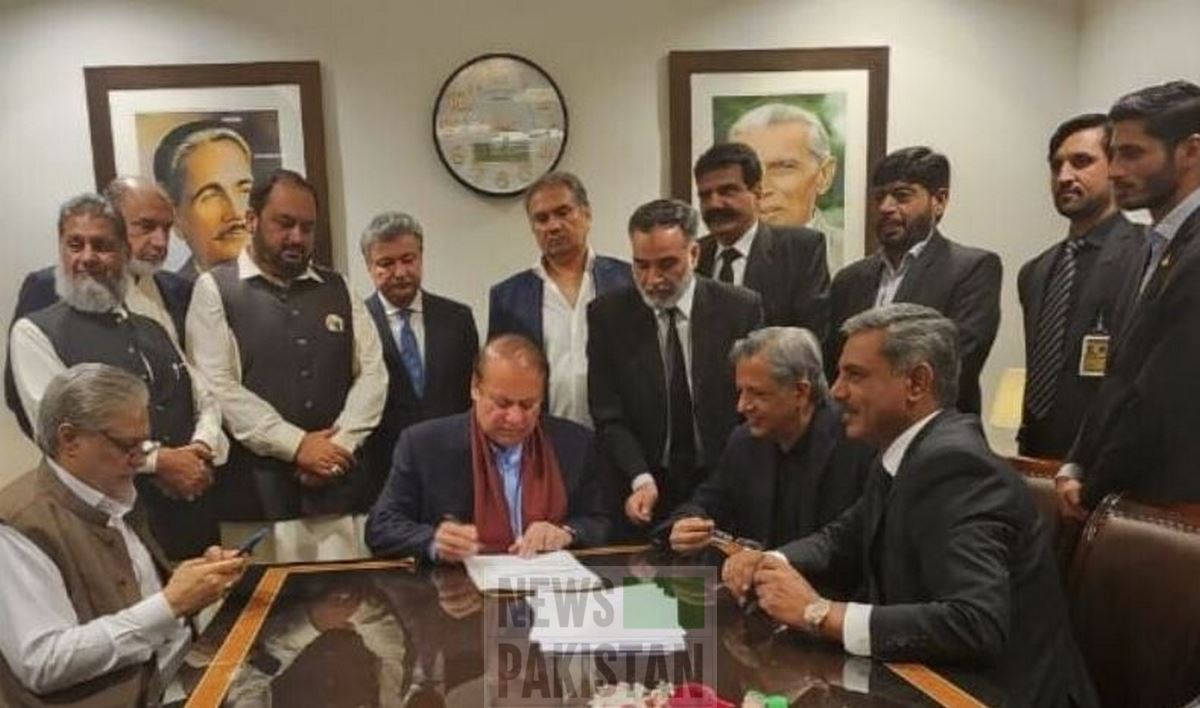 Read more about the article Nawaz Sharif files applications for restoration of appeals