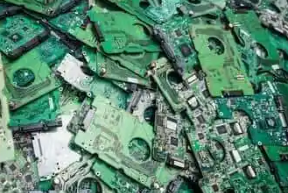 Read more about the article Avalanche of dumped gadgets polluting the Planet: UN