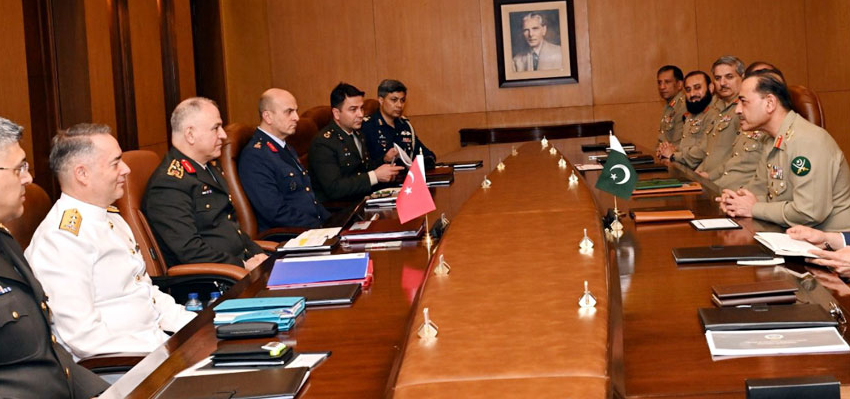 Chief of the Turkish General Staff meets Pak COAS