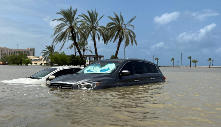 Rain and Flooding: Pakistanis in Sharjah banded together
