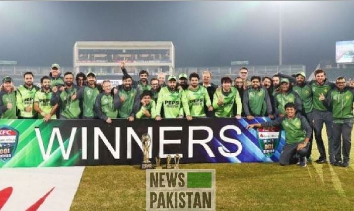 Pakistan Cricket team beats Sri Lankan